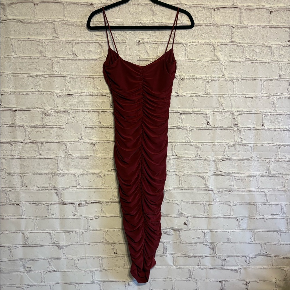 Windsor Ruched Midi Bodycon Dress - Picture 11 of 11